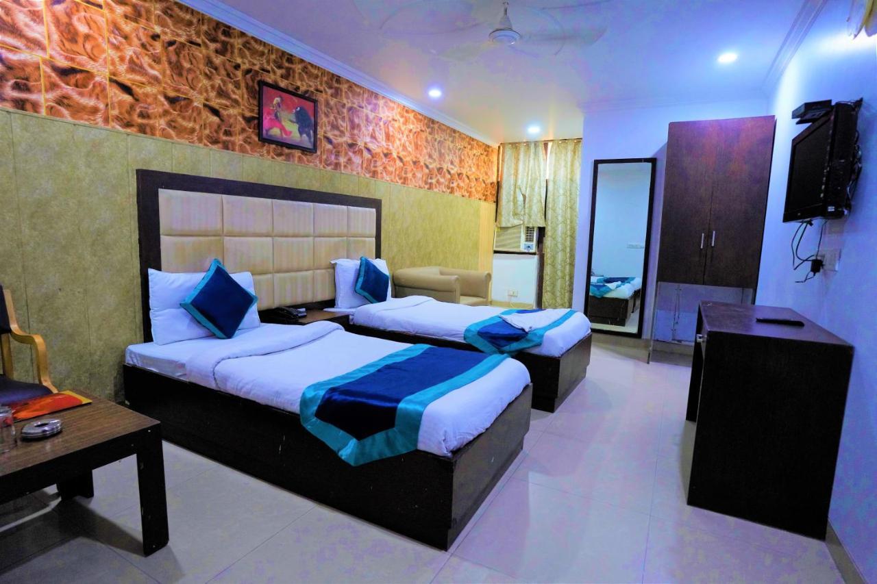 Hotel The Rts Plaza New Delhi Luaran gambar