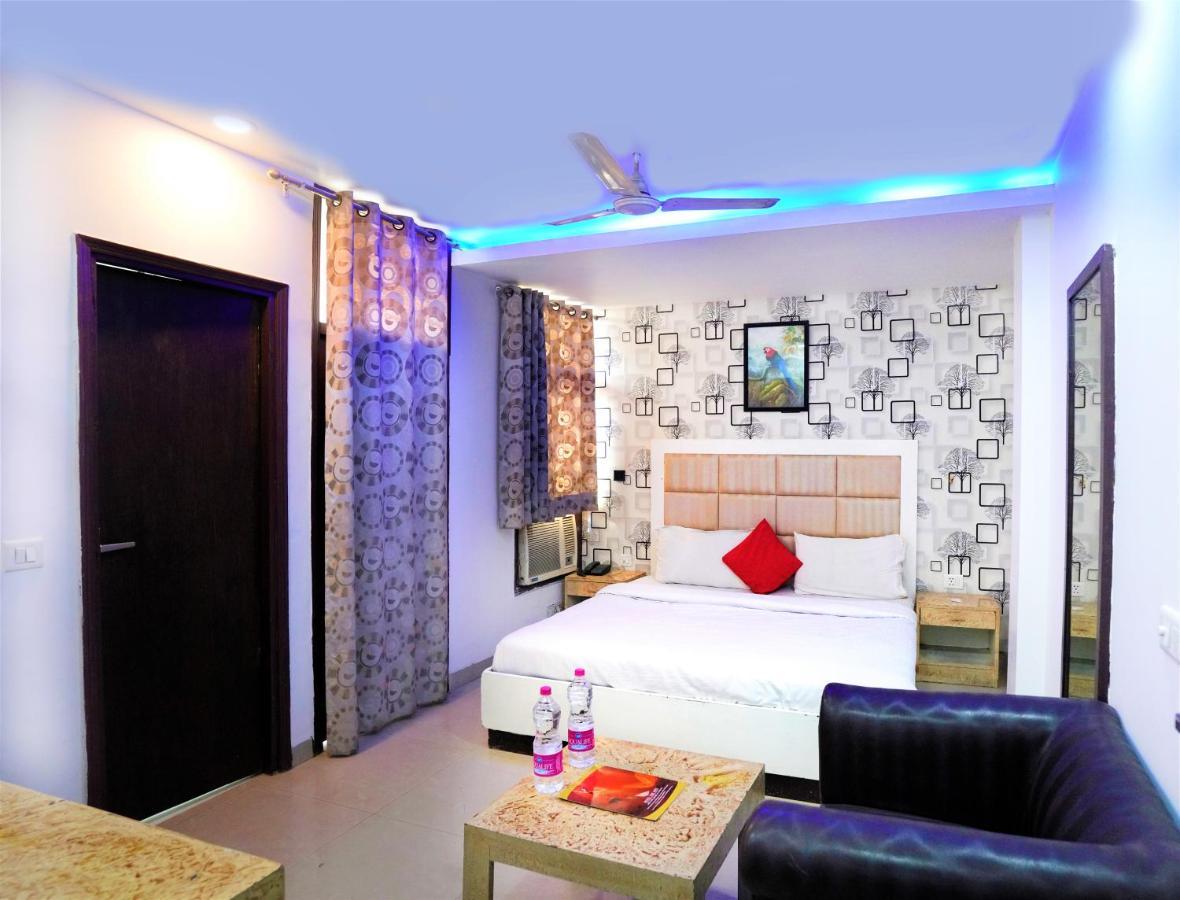 Hotel The Rts Plaza New Delhi Luaran gambar