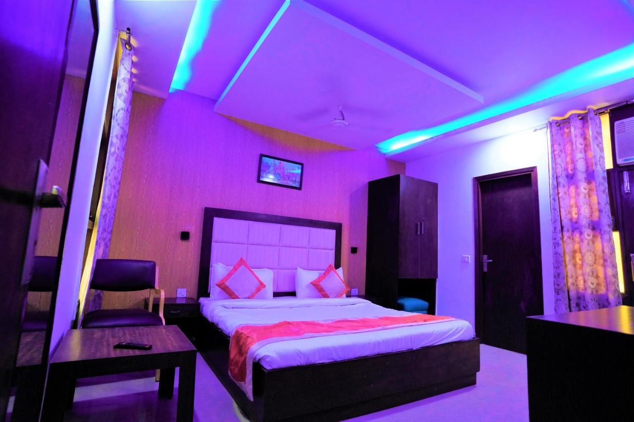 Hotel The Rts Plaza New Delhi Luaran gambar