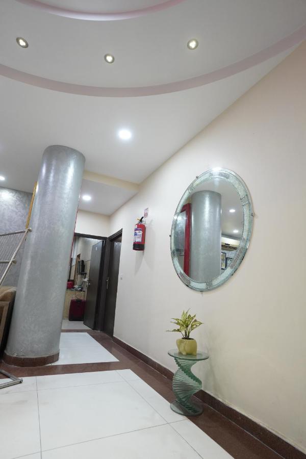 Hotel The Rts Plaza New Delhi Luaran gambar