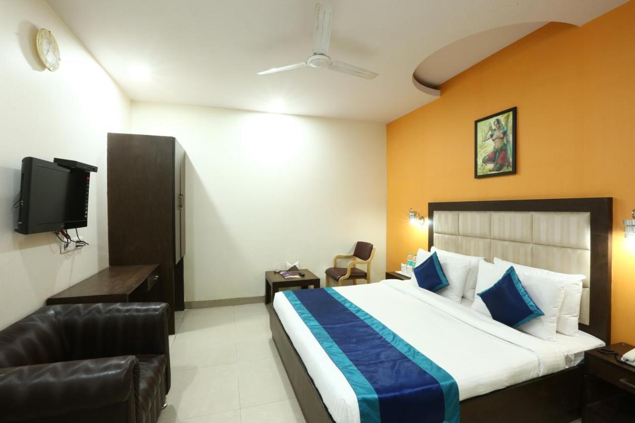Hotel The Rts Plaza New Delhi Luaran gambar