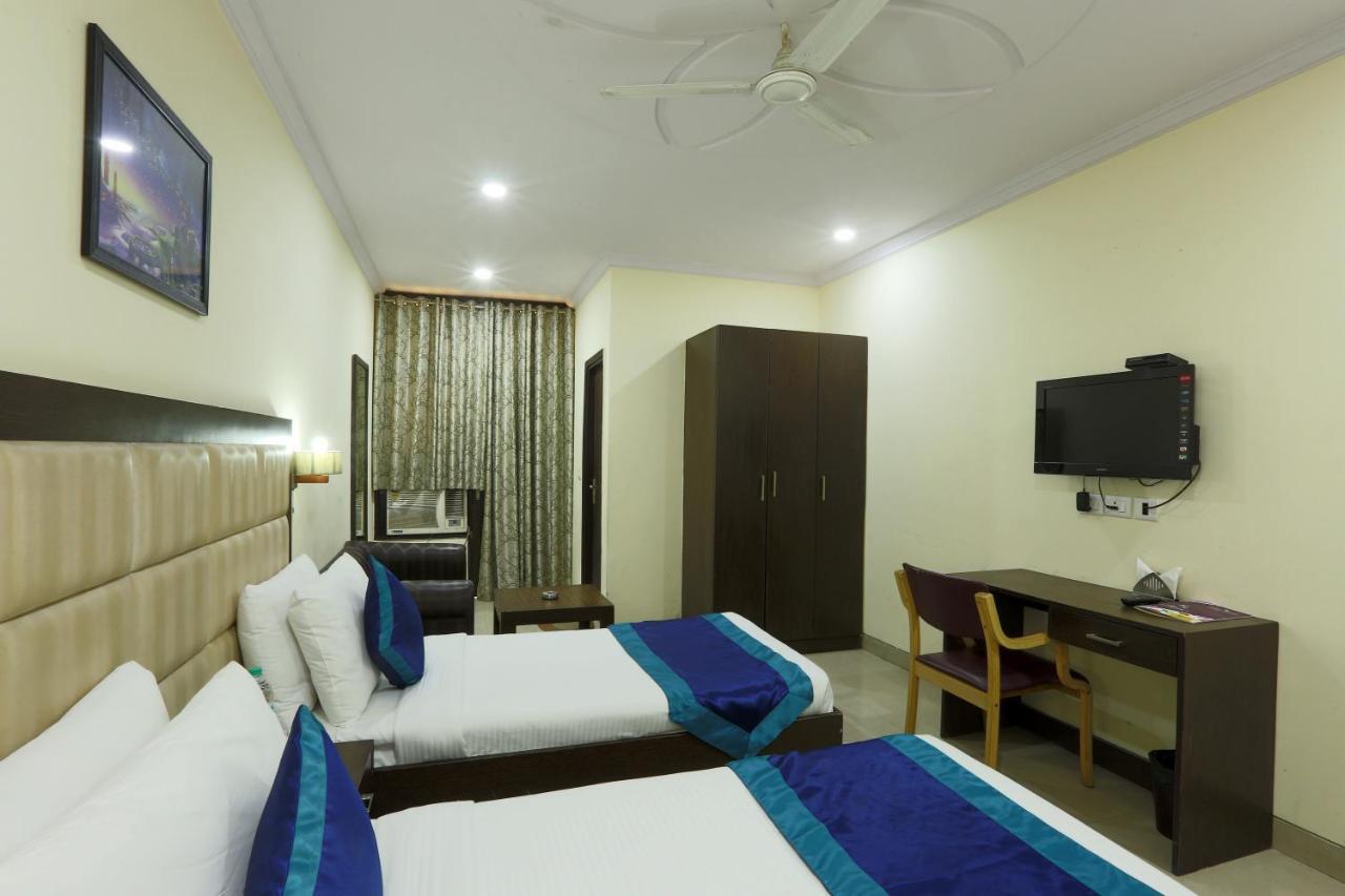 Hotel The Rts Plaza New Delhi Luaran gambar